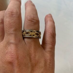 Elegant Gold and Silver Women's Ring